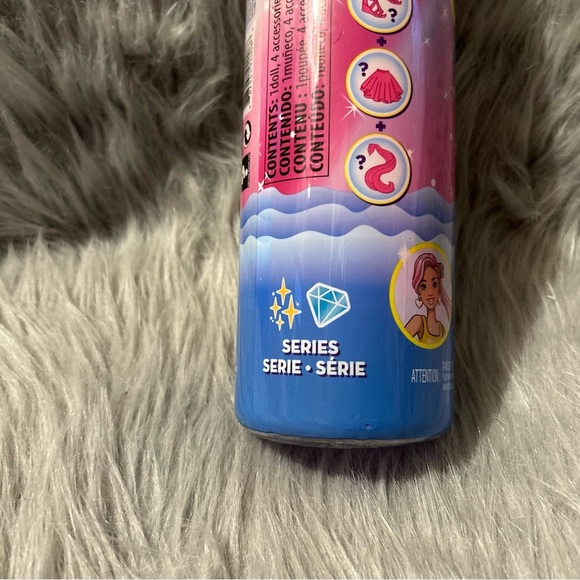 Barbie Color Reveal Doll 2020 Mattel Toy Fashion Dolls Water Reveal - Picture 8 of 8